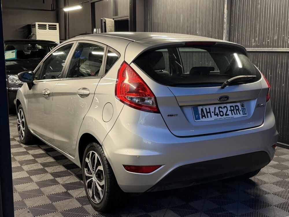 Fiesta 5 V 1.4 TDCI 70 Cv 5 PORTES / CLIMATISATION BLUETOOTHT - GAR 2009 occasion 95150 Taverny