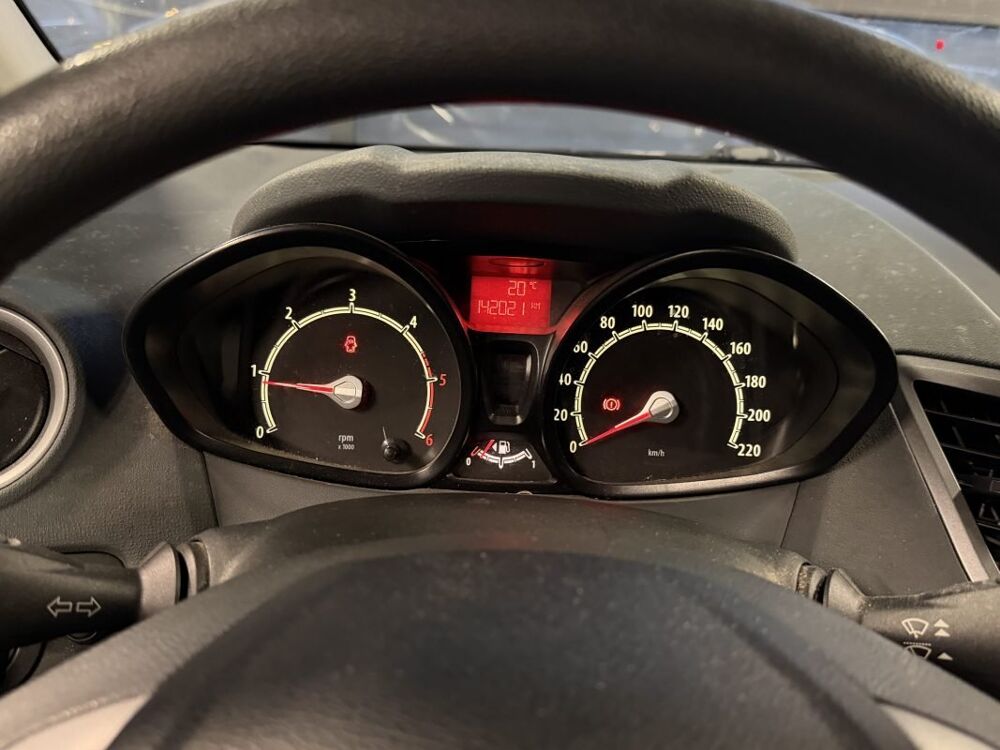 Fiesta 5 V 1.4 TDCI 70 Cv 5 PORTES / CLIMATISATION BLUETOOTHT - GAR 2009 occasion 95150 Taverny