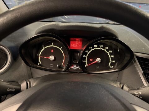 Fiesta 5 V 1.4 TDCI 70 Cv 5 PORTES / CLIMATISATION BLUETOOTHT - GAR 2009 occasion 95150 Taverny