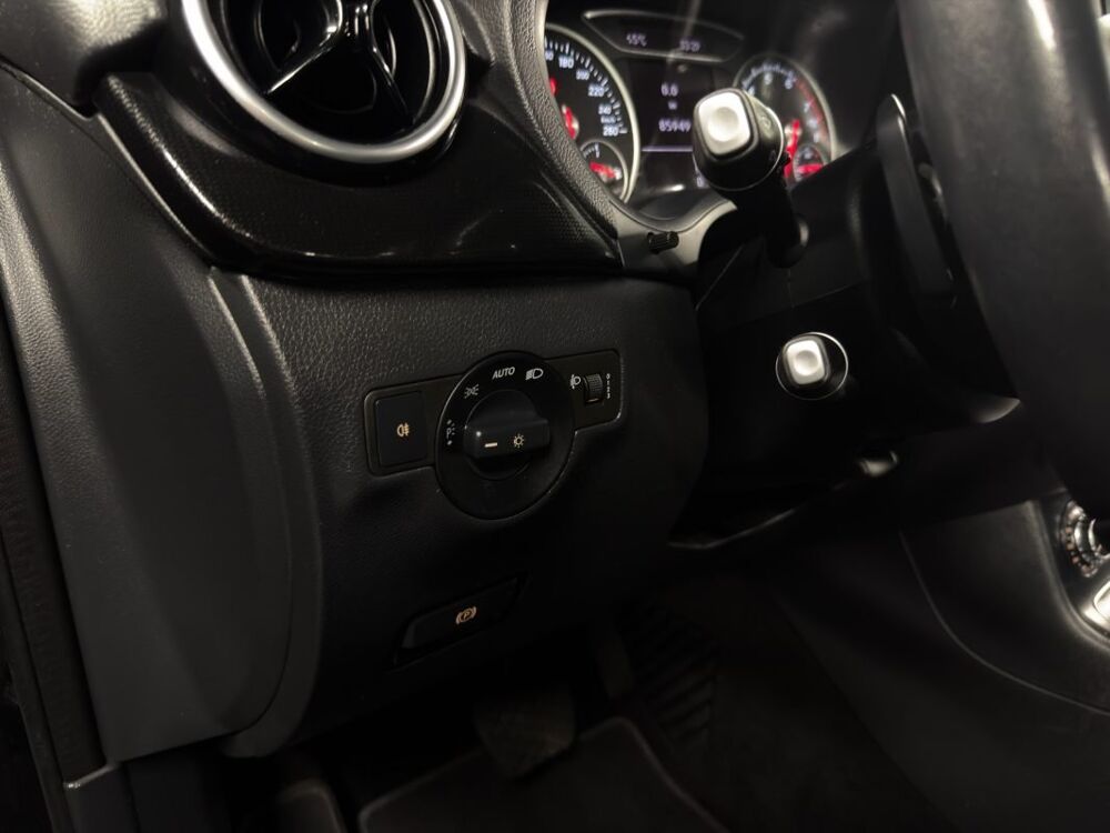 Classe B B180 122 BUSINESS EXECUTIVE EDITION BA 2018 occasion 95150 Taverny