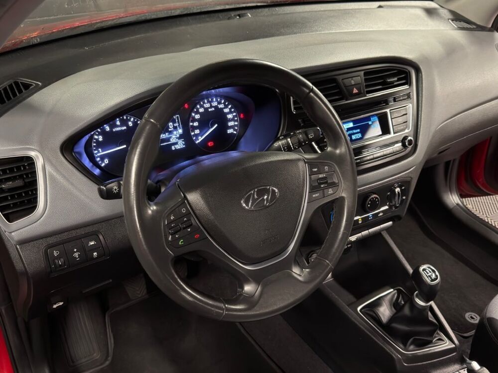 i20 II INTUITIVE 1.2 84 Cv REGULATEUR / LIMITEUR / 5 PORTES CRIT 2016 occasion 95150 Taverny
