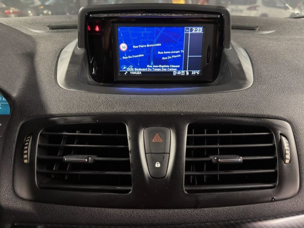 M&eacute;gane 3 III PHASE 2 COUPE GT LINE 1.6 DCI 130 Cv ECRAN GPS / TOIT 2012 occasion 95150 Taverny