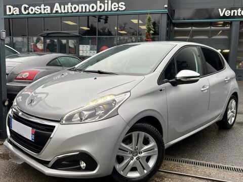 Peugeot 208 PHASE 2 STYLE 1.2 82 Cv ECRAN GPS TACTILE 5 PORTES 38 900 Km 2016 occasion Taverny 95150