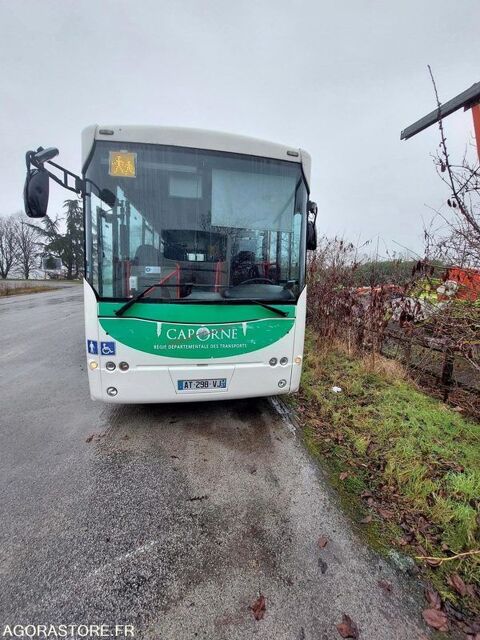 Car - Bus Car - Bus 2010 occasion Montreuil 93100