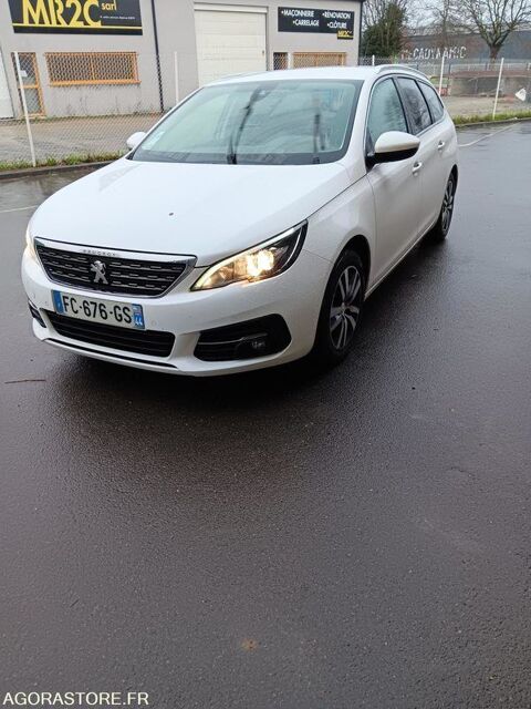 Peugeot 308 VF3LCYHZRJS441684 2018 occasion Montreuil 93100