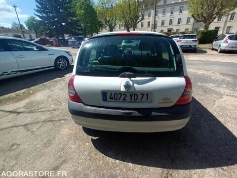 Renault Clio VF1BBTJ0535684095 2006 occasion Montreuil 93100