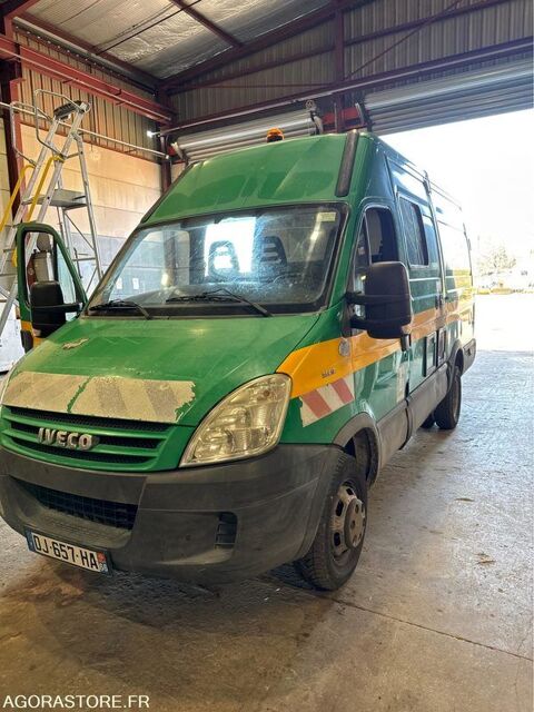 Iveco Daily ZCFC358400D357432 2007 occasion Montreuil 93100