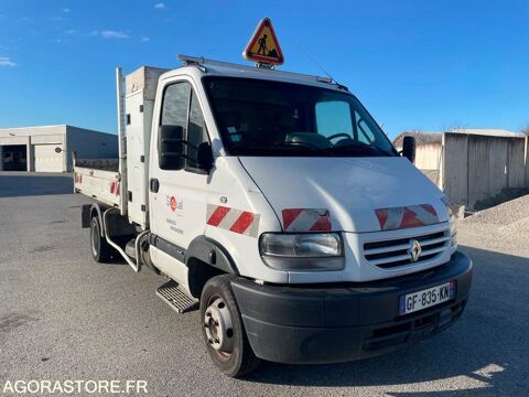 Renault Trafic 2002 occasion Montreuil 93100