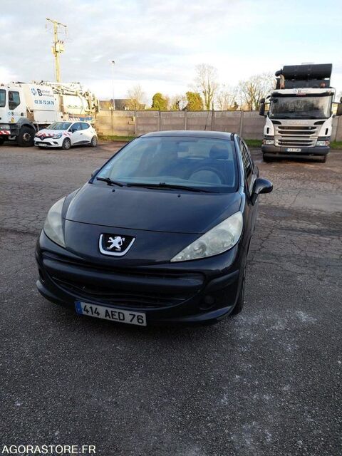 Peugeot 207 2006 occasion Montreuil 93100