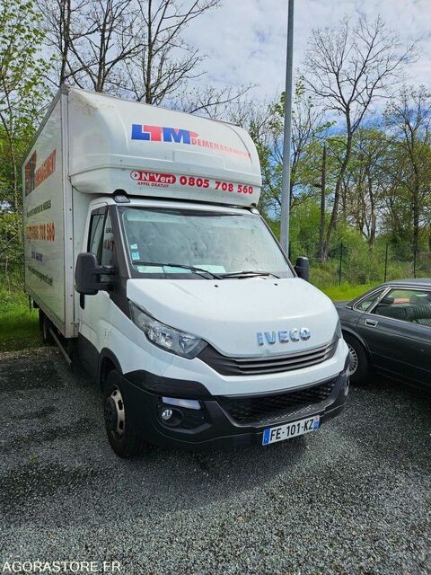 Iveco Daily ZCFCD35A50D625063 2019 occasion Montreuil 93100