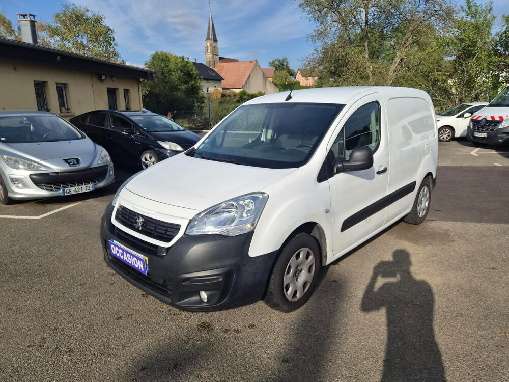 Partner PARTNER FOURGON 121 L2 1.6 BLUEHDI 120 S&S BVM6 PACK CLIM NA 2017 occasion 90400 Tr&eacute;venans