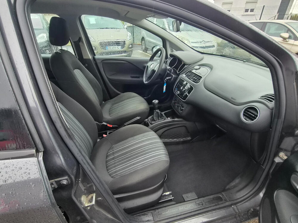 Punto 1.3 Multijet 16V 85 S&S 90g Easy 2012 occasion 90400 Tr&eacute;venans
