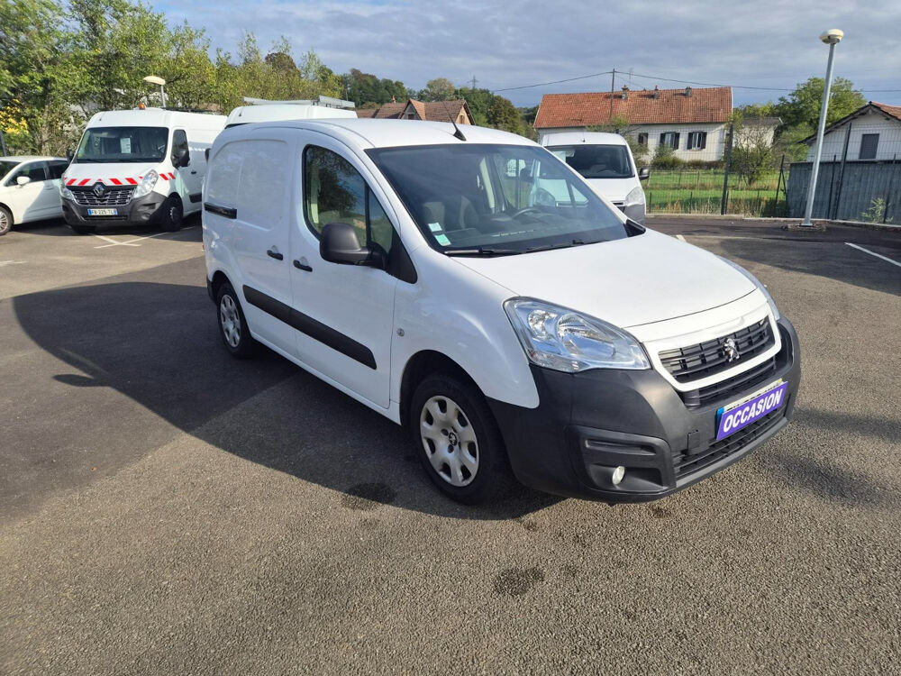Partner PARTNER FOURGON 121 L2 1.6 BLUEHDI 120 S&S BVM6 PACK CLIM NA 2017 occasion 90400 Tr&eacute;venans