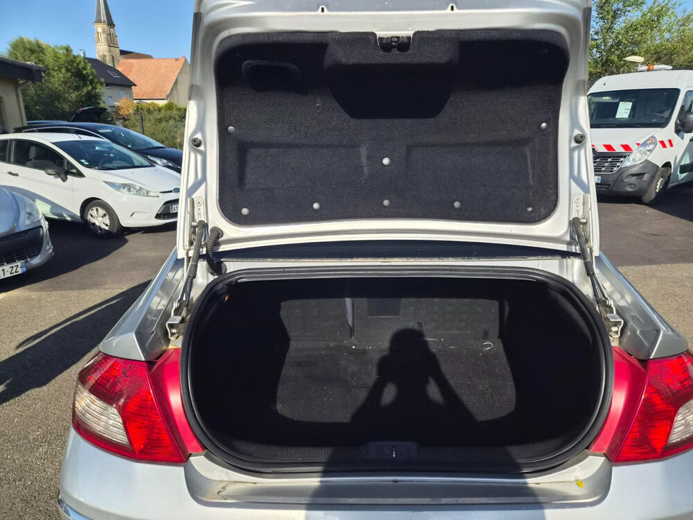 407 2.0 HDi 16V 140ch FAP Navteq 2009 occasion 90400 Tr&eacute;venans