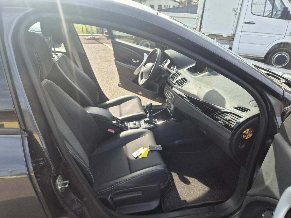 M&eacute;gane III dCi 130 FAP Energy eco2 Bose 2012 occasion 90400 Tr&eacute;venans