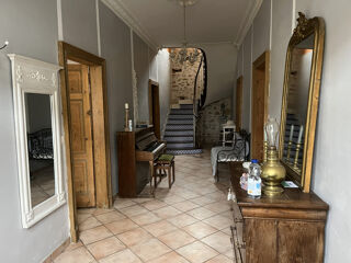  Maison � vendre 9 pi�ces 259 m�