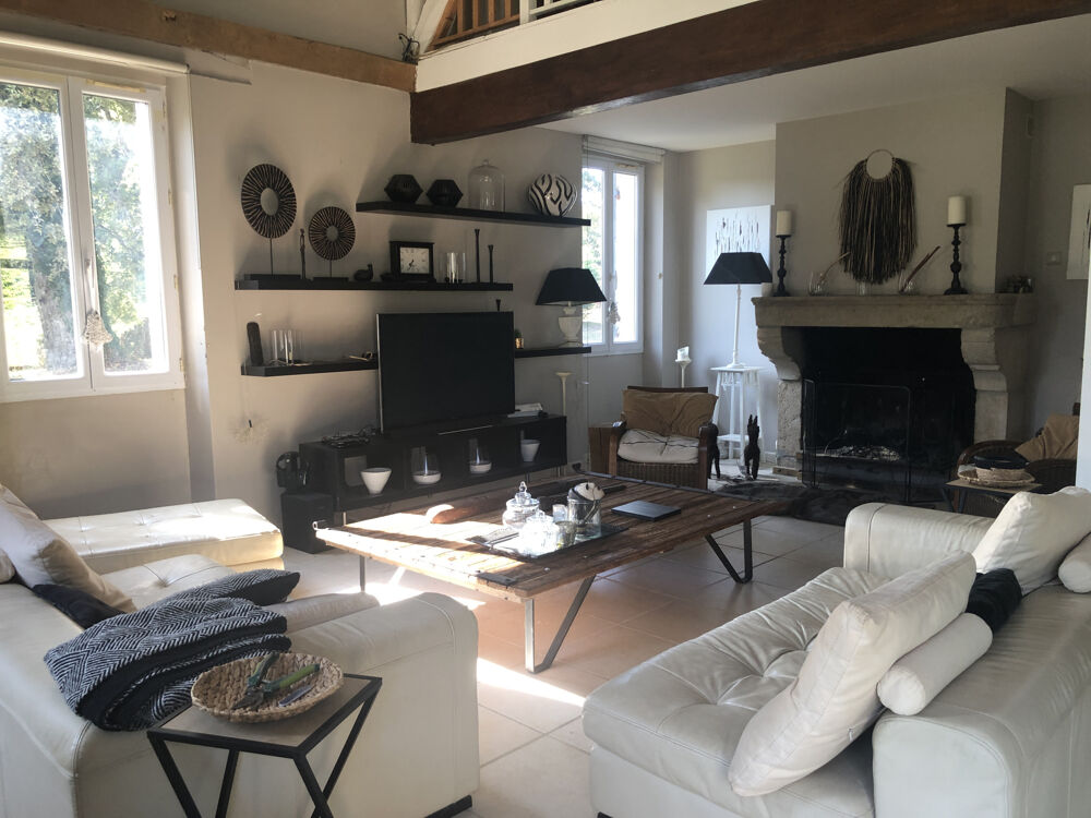 Maison 280 m2 avec parc 12 hectares