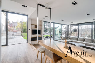  Maison  louer 8 pices 550 m