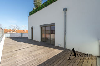  Appartement  louer 4 pices 141 m