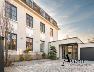  Maison  louer 8 pices 550 m