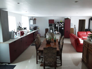  Maison � vendre 13 pi�ces 250 m�