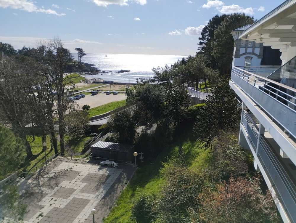 Kerfany Plage ,Duplex au dernier étage, vendu meublé, état irréprochable