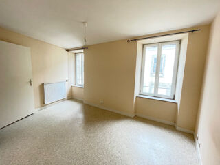  Immeuble à vendre 221 m² Coray
