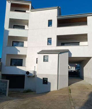  Immeuble à vendre 5 pièces 400 m² Lanester