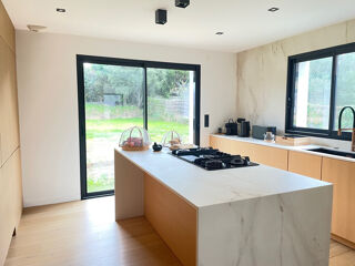  Maison � vendre 9 pi�ces 240 m�