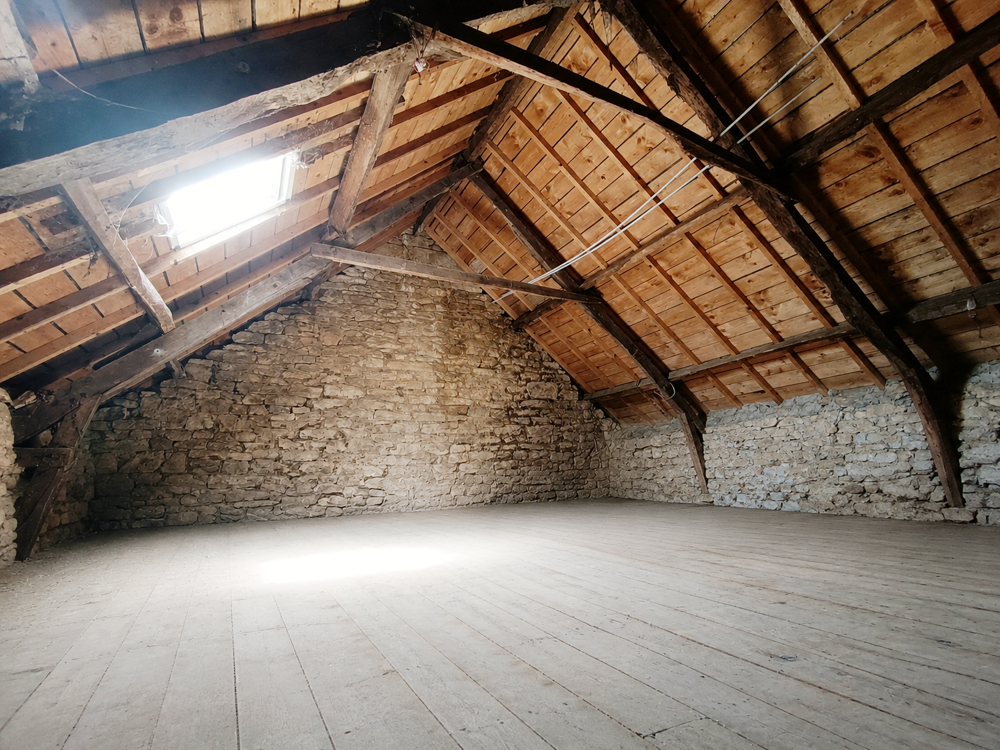 Vente Maison MAISON 3 PIÈCES 110 M2 À RÉNOVER. Lanvenegen