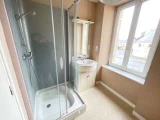  Immeuble à vendre 221 m² Coray