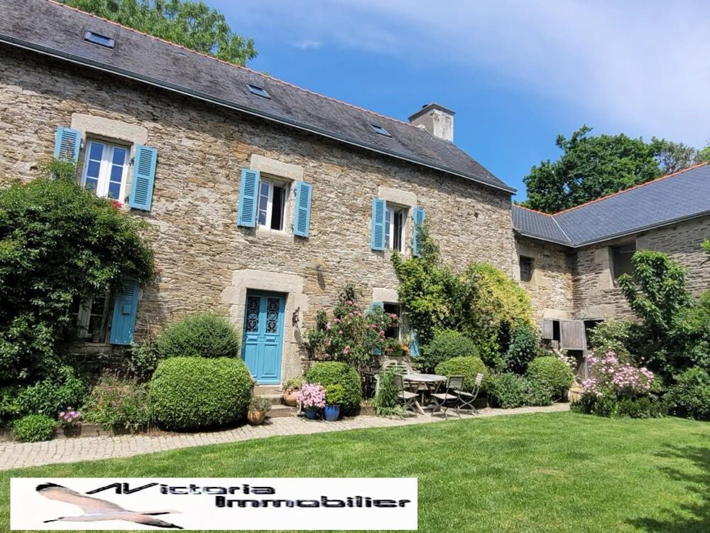 Maison 10 pièces 198 m² · à Clohars Carnoet · 198 m² · 745 790 €