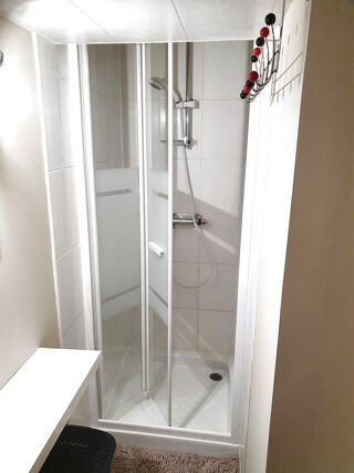  Immeuble � vendre 180 m�