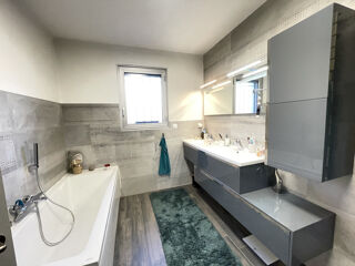  Maison � vendre 7 pi�ces 190 m�