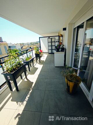  Appartement  vendre 2 pices 59 m Marseille