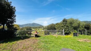  Villa  vendre 15 + pices 232 m