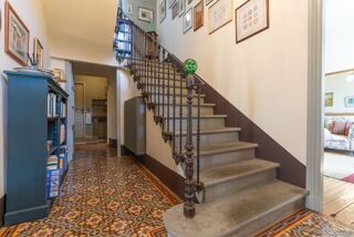  Villa  vendre 8 pices 280 m