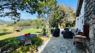  Villa  vendre 15 + pices 232 m
