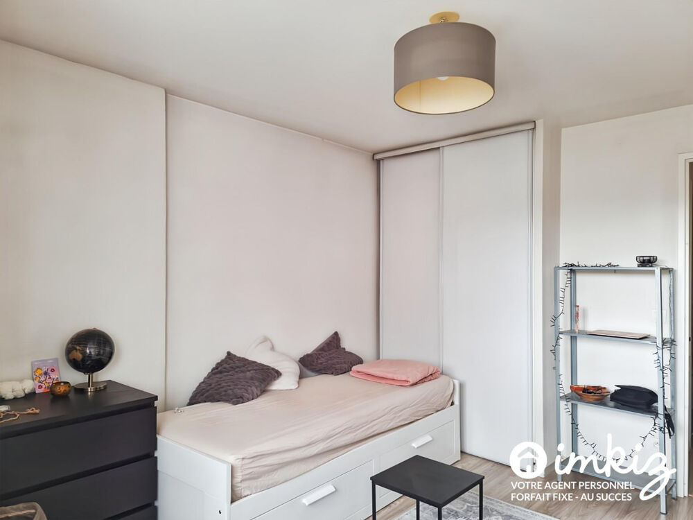 Vente Appartement Studio  avec vue dégagée - DPE C Paris 10
