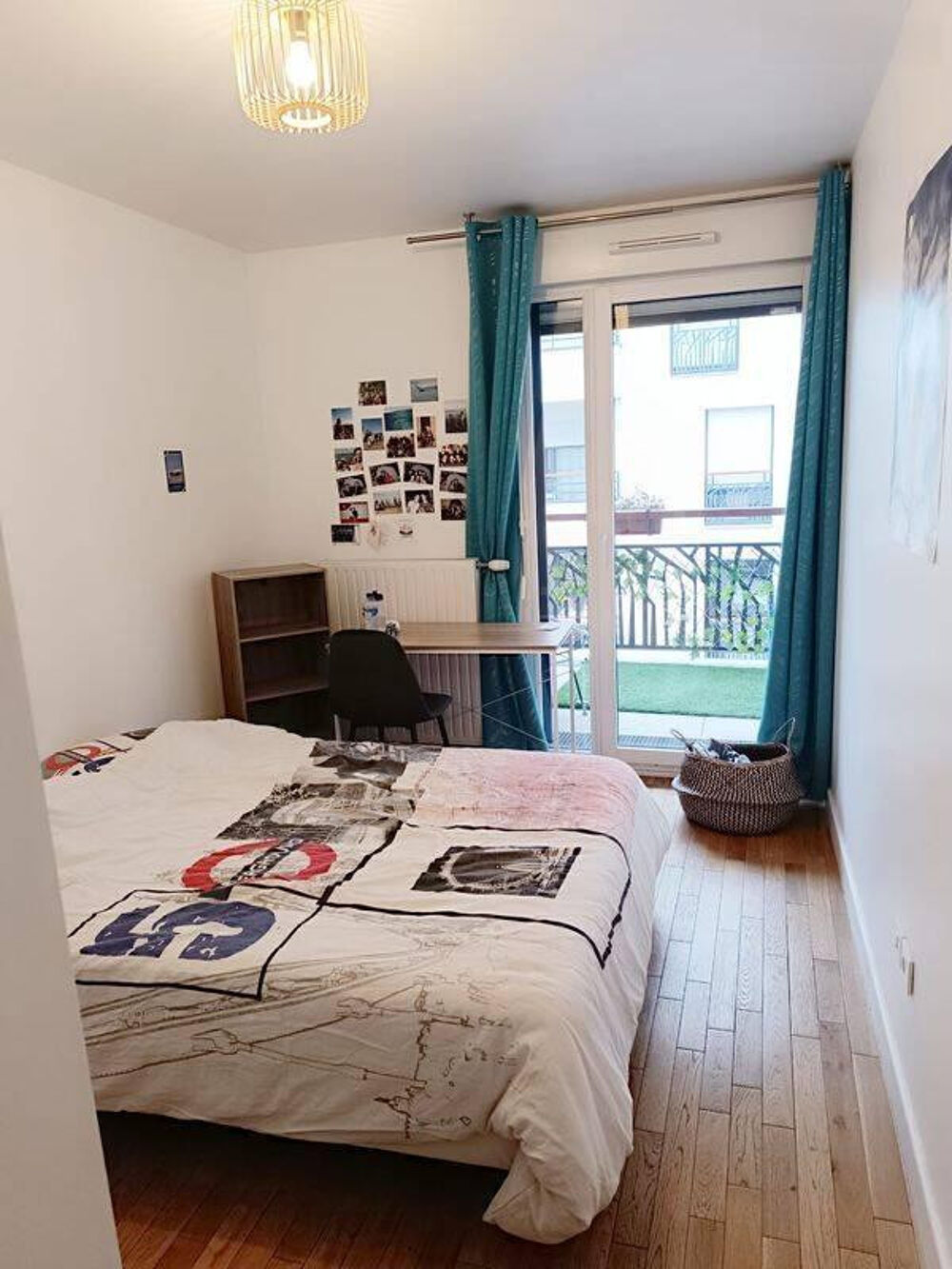   Chambre disponible en colocation 82m² 