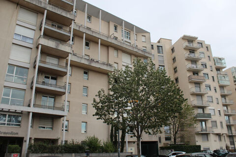 Coloc dans grand T3 Villeurbanne Grandcl&eacute;ment 650 69100 Villeurbanne