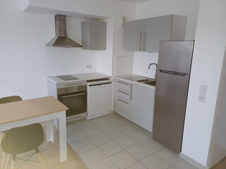  Appartement à louer 2 pièces 40 m²