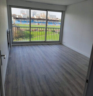 Location Appartement Grand T3 à Ivry-sur-Seine parking et cave Ivry-sur-seine
