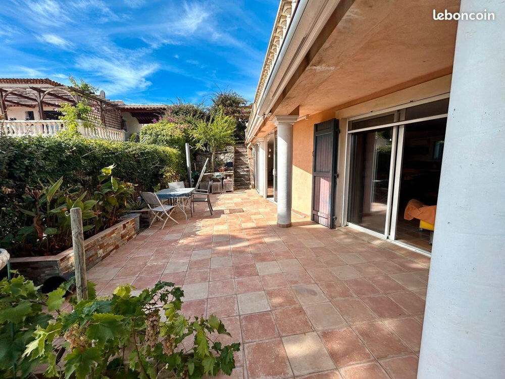 Location Maison VILLA POUR UN COUPLE  A 2 PAS DE LA MER Carqueiranne