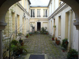  Appartement à louer 2 pièces 32 m²