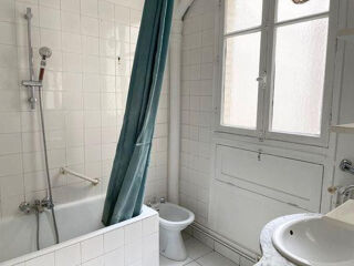  Appartement à louer 3 pièces 64 m²