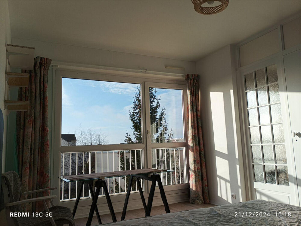 Location Appartement 4P meublé, à 4 min à pied du quai Gare Chartres Chartres