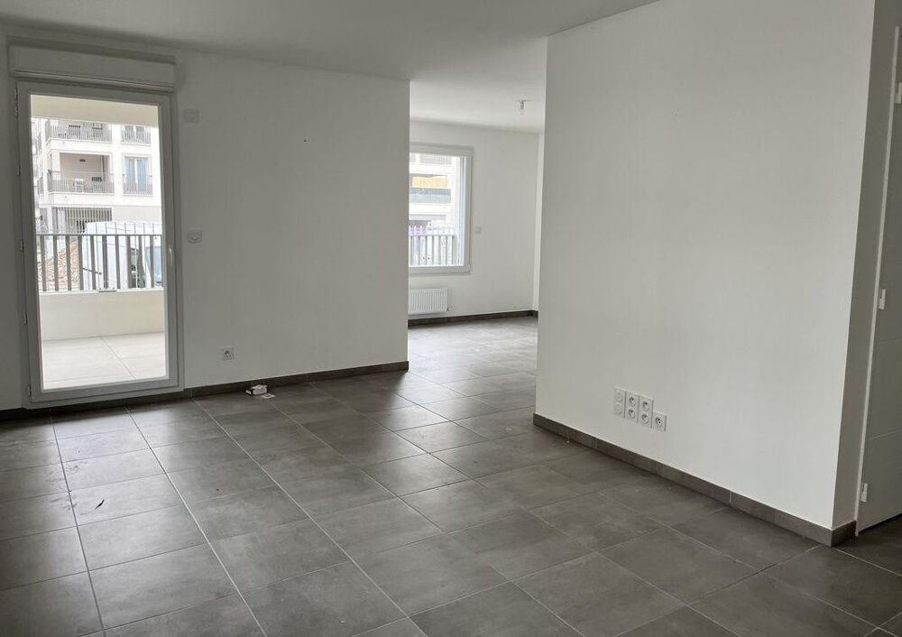 Location Appartement Grand 2 pièces à Nanterre proche La Défense Nanterre