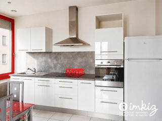 Vente Appartement T2 lumineux au calme, cave et parking en résidence Vaulx-en-velin