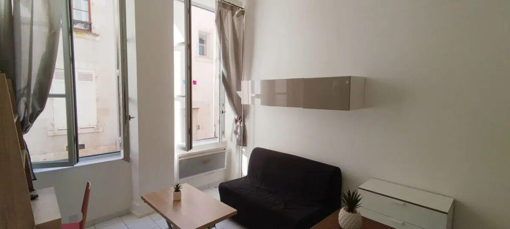 Location Appartement Superbe 2P meublé 26 m2 - Hyper centre d'Orléans Orléans